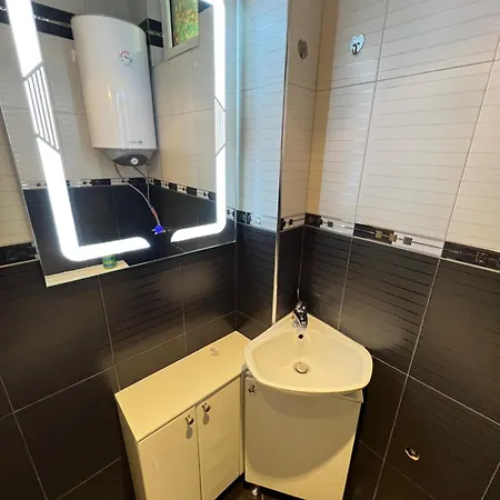 Lägenhet Cozy 1bdr With Jacuzzi And Wifi Near Vitosha Blvd