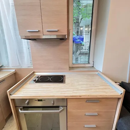 Lägenhet Cozy 1bdr With Jacuzzi And Wifi Near Vitosha Blvd