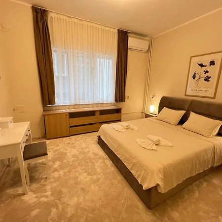 Cozy 1bdr With Jacuzzi And Wifi Near Vitosha Blvd Apartmán *