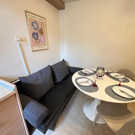 Cozy 1bdr With Jacuzzi And Wifi Near Vitosha Blvd * סופיה